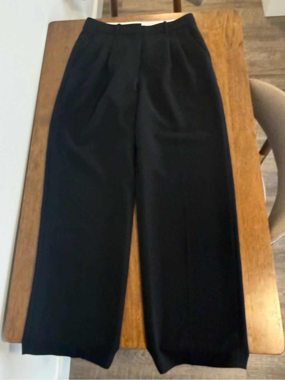 Aritzia Black Wide-Leg Trousers